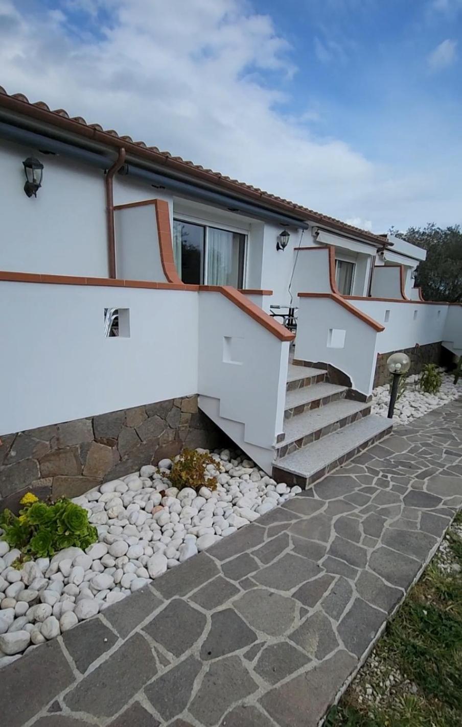Iloghe Di Marras Hotel Loculi Exterior foto